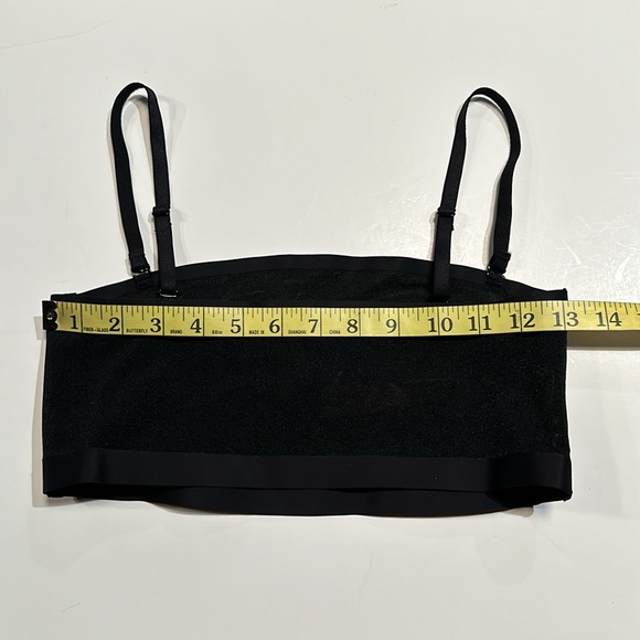 SKIMS Powermesh Bandeau Bralette In Onyx - Picture 8 of 12